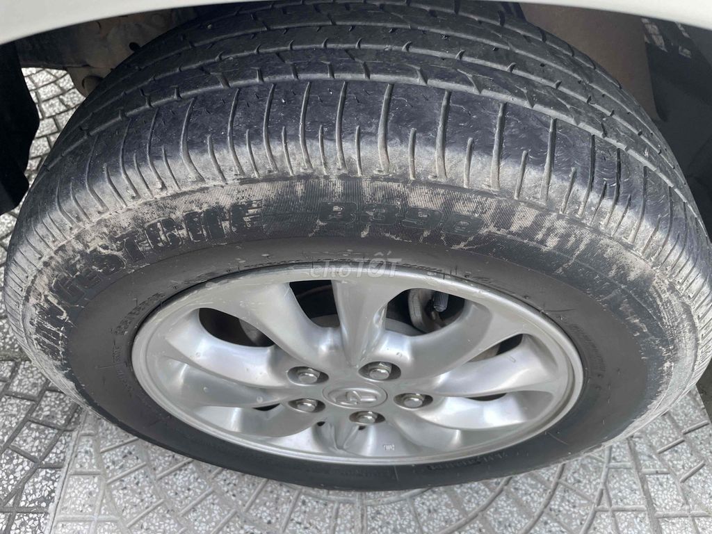 Toyota Innova 2014E Bạc. Mua bán Ô tô tại Thành phố Thuận An Bình Dương được đăng bởi Lâm Trí Khiêm hình 14