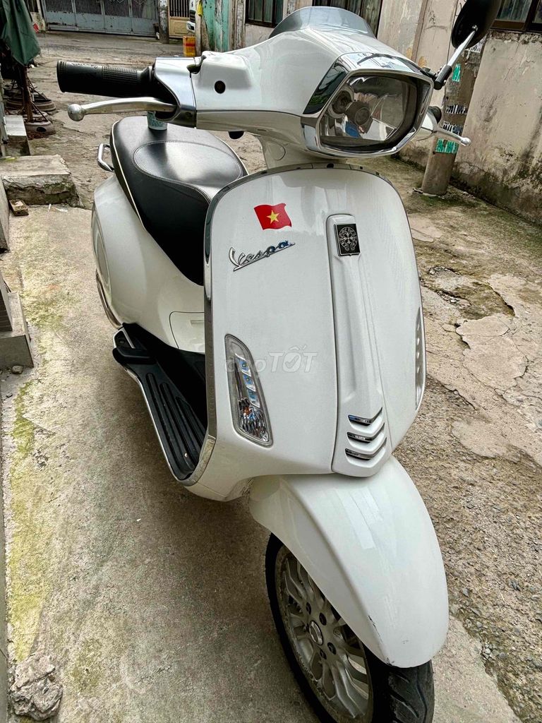 chủ xe bán Sprint 2017 máy iget. odo 24k. bstp.. Mua bán Xe máy tại Huyện Hóc Môn Tp Hồ Chí Minh được đăng bởi Long hình 7