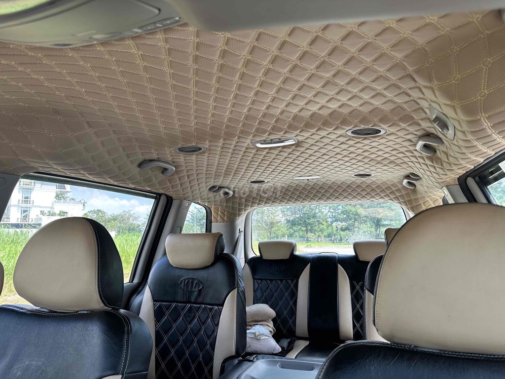 Kia Carnival 2010 - 155 km đời 2010 fom mới xe đẹp. Mua bán Ô tô tại Quận 8 Tp Hồ Chí Minh được đăng bởi Nguyễn Văn Tâm hình 11