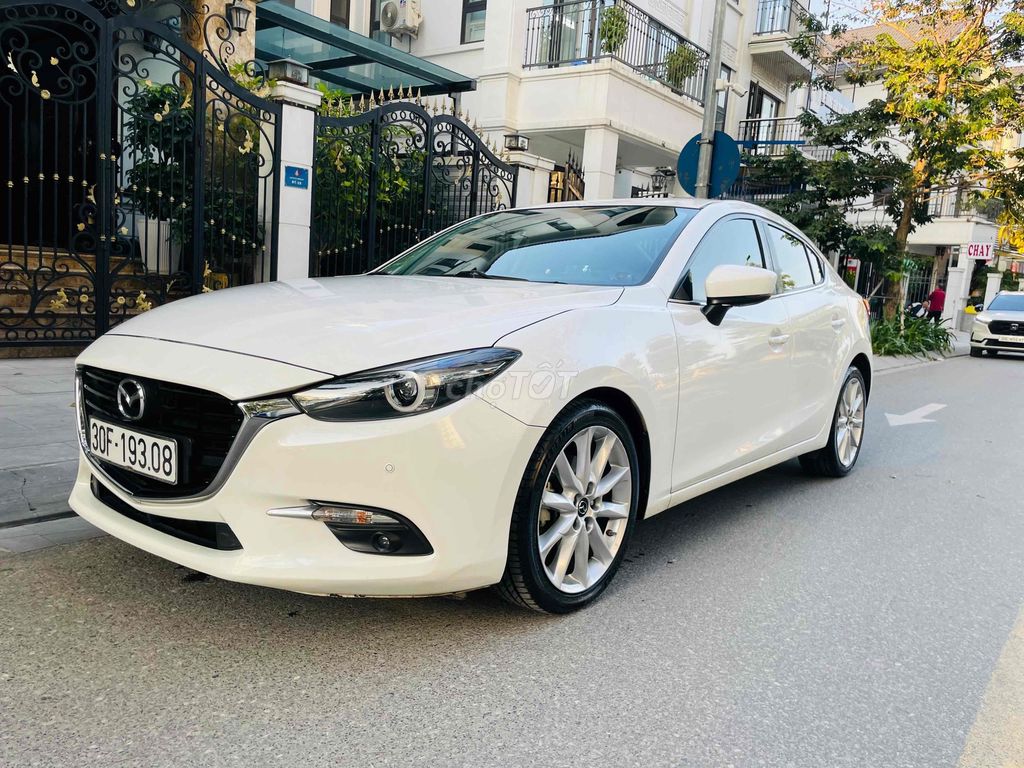 Mazda3 2018 bản cao cấp 2.0AT, 1 chủ từ đầu. Mua bán Ô tô tại Quận Bắc Từ Liêm Hà Nội được đăng bởi Đỗ Tiến Dũng hình 2
