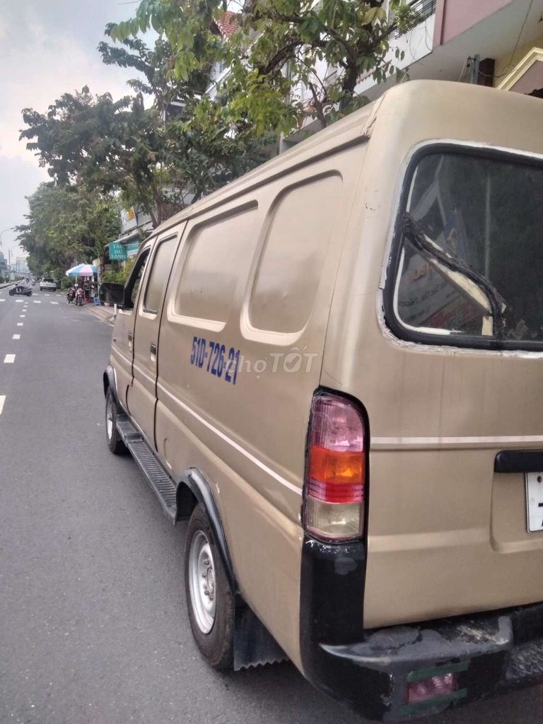 xe 2010 Tôi không rõ - 80000 km. Mua bán Ô tô tại Quận Tân Phú Tp Hồ Chí Minh được đăng bởi Lam Lê hình 2