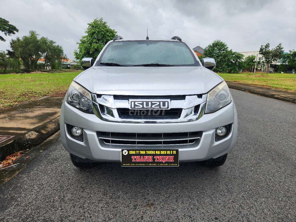 2016 LS 2.5 4x2 MT - 160000 km. Mua bán Ô tô tại Huyện Bình Chánh Tp Hồ Chí Minh được đăng bởi thanh hình 1