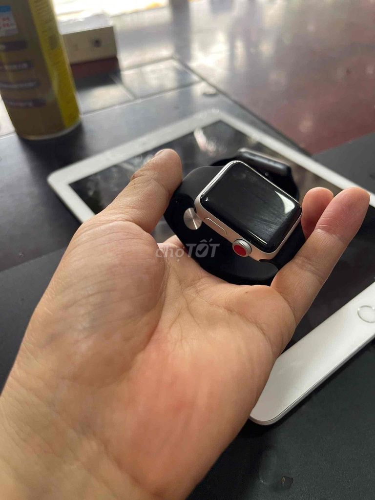 Apple Watch Series 3 38mm. Mua bán Thiết bị đeo thông minh tại Quận Hồng Bàng Hải Phòng được đăng bởi nguyễn văn tuân hình 1