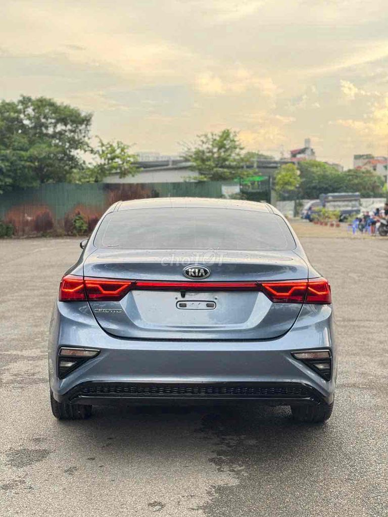 Kia Cerato 2019 1.6 AT Deluxe - 69000 km. Mua bán Ô tô tại Quận Long Biên Hà Nội được đăng bởi Đào Việt Phương hình 4