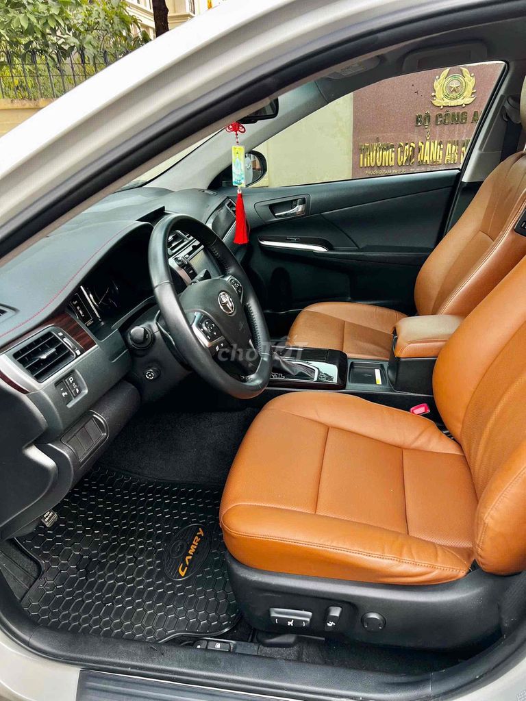 Toyota Camry 2018 2.5Q Trắng. Mua bán Ô tô tại Thành phố Biên Hòa Đồng Nai được đăng bởi Xuân Quốcc hình 1