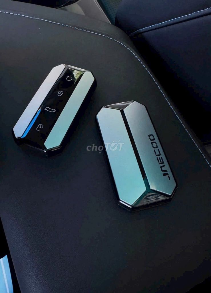 JAECOO J5 ICE Премиальный бензин белый