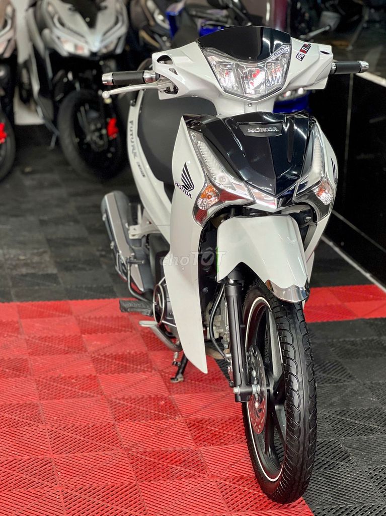 💥Honda Future 2024 Trắng-Đen Sporty BS68 9 chủ ký. Mua bán Xe máy tại Thành phố Thủ Đức Tp Hồ Chí Minh được đăng bởi XE MÁY THỦ ĐỨC hình 1