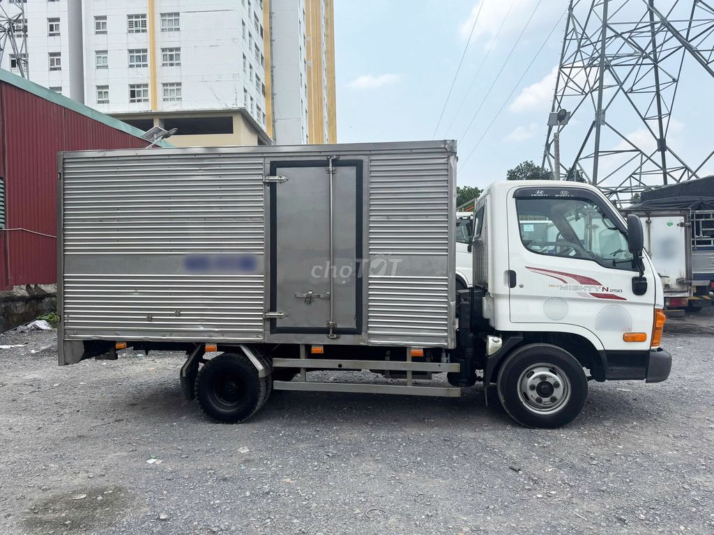 xe tải Huyndai N250 -2018 thùng inox 3m5 tải 2t150. Mua bán Xe tải, xe ben tại Thành phố Thủ Đức Tp Hồ Chí Minh được đăng bởi Mã Toàn Mỹ hình 3