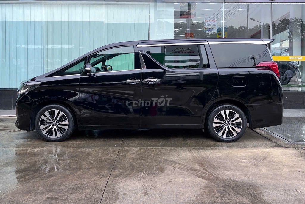 Toyota Alphard 2021 - 41600km- 3,9 tỷ Thương Luợng