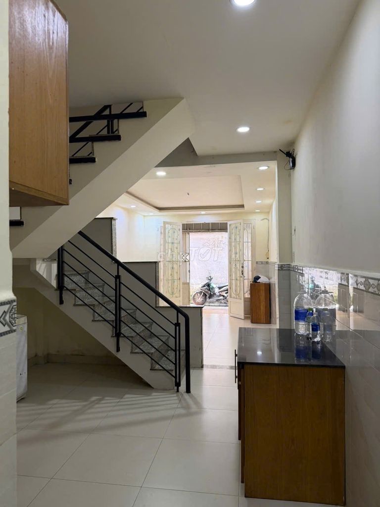 Rent · 2 bd · 50 м² · Quận 10, ул. Đường Thành Thái