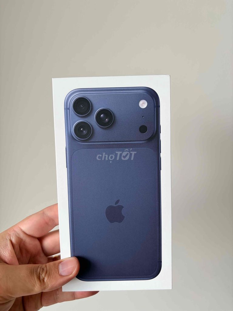 iPhone 17 Pro Max 256GB Xanh và Bạc Chính Hãng. Mua bán Điện thoại tại Thành phố Thủ Đức Tp Hồ Chí Minh được đăng bởi Minh Le hình 1