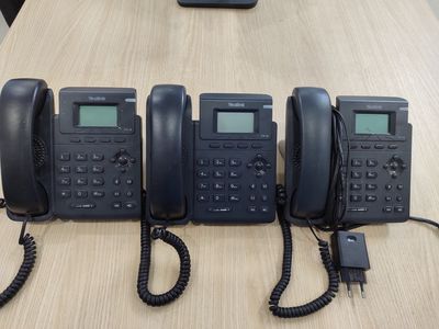11 Điện thoại IP Yealink T19 E2 hàng thanh lý Q12