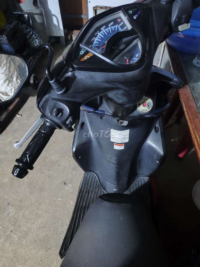 Xe nhà ít đi zin từ trong ra ngoài odo chuẩn 27k. Mua bán Xe máy tại Huyện Bình Chánh Tp Hồ Chí Minh được đăng bởi Phong Le hình 7