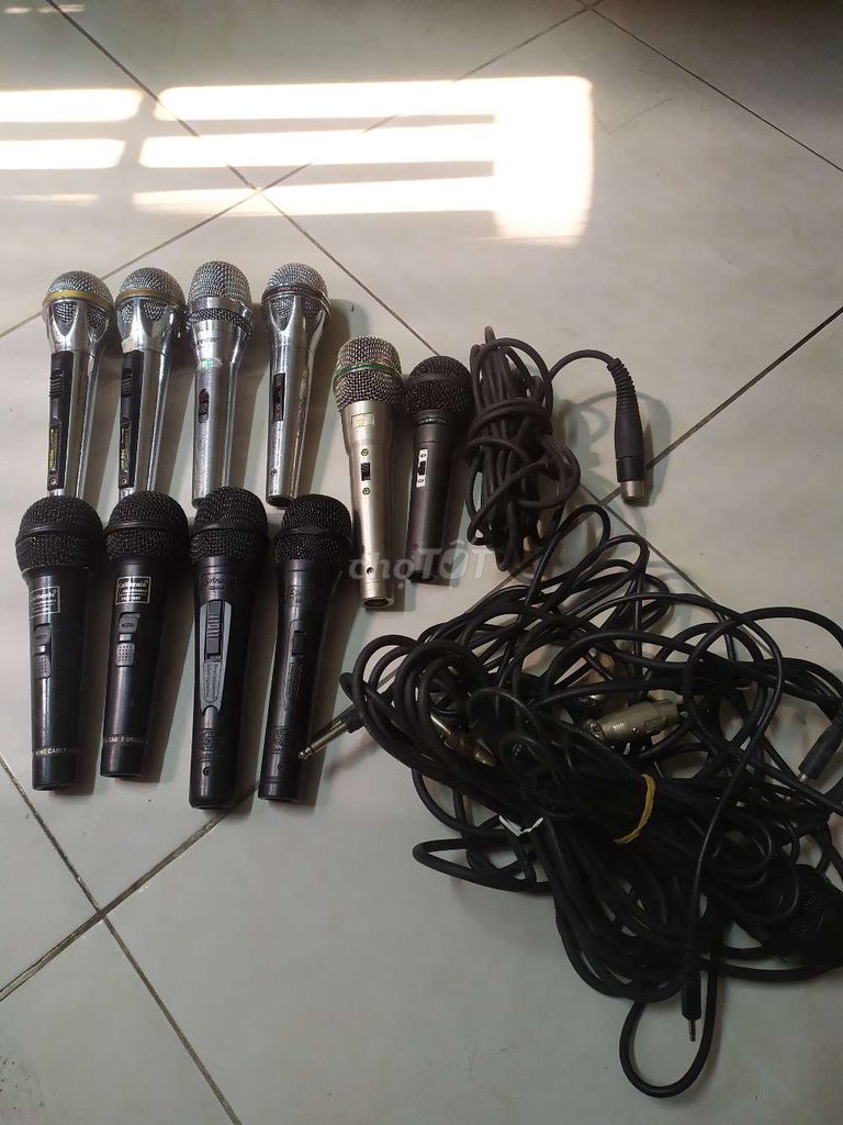 Micro có dây XỊN ,bán cả dây micro. Mua bán Tivi, Âm thanh tại Quận Hai Bà Trưng Hà Nội được đăng bởi Mr Bach hình 1