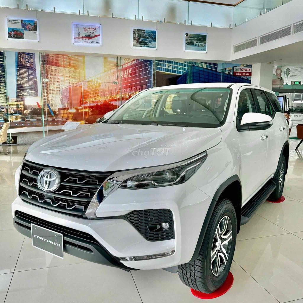 Toyota Fortuner 2.4L AT 2025 - 1tỷ 016. Mua bán Ô tô tại Quận 12 Tp Hồ Chí Minh được đăng bởi Nguyễn Hoàng Thái Phương hình 2