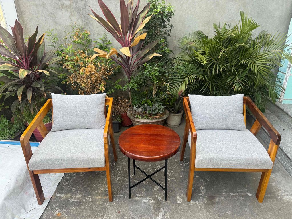 Bộ bàn ghế gỗ vải hiện đại. Mua bán Bàn ghế tại Quận Cẩm Lệ Đà Nẵng được đăng bởi Đức Trường hình 1