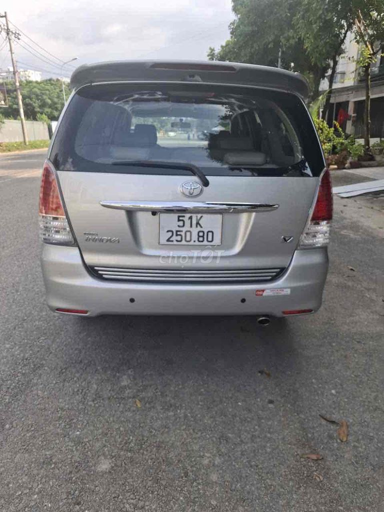 gia đình cần bán một xe toyota innova V đời 2009. Mua bán Ô tô tại Quận 12 Tp Hồ Chí Minh được đăng bởi phan hoang minh hình 2