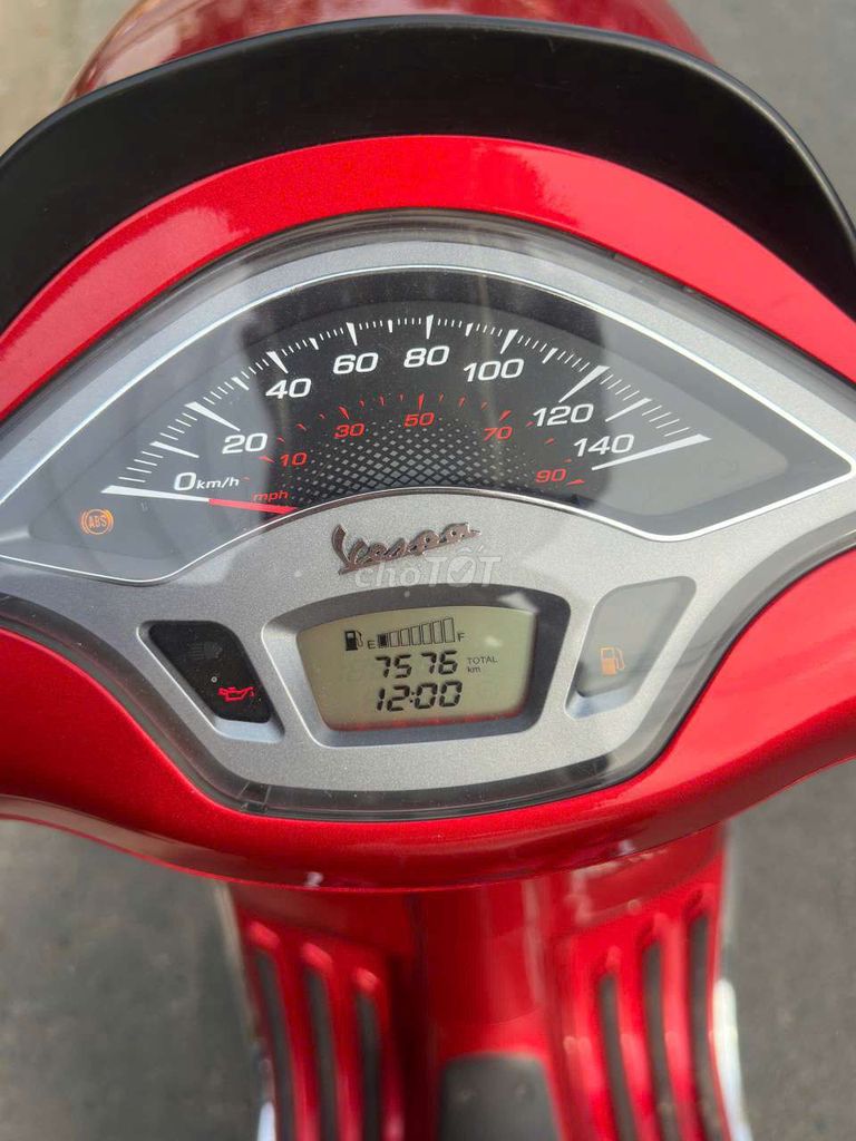 Piaggio Vespa Sprint Đỏ 7576 km. Mua bán Xe máy tại Thành phố Tây Ninh Tây Ninh được đăng bởi Diệt Thuốc TN hình 7