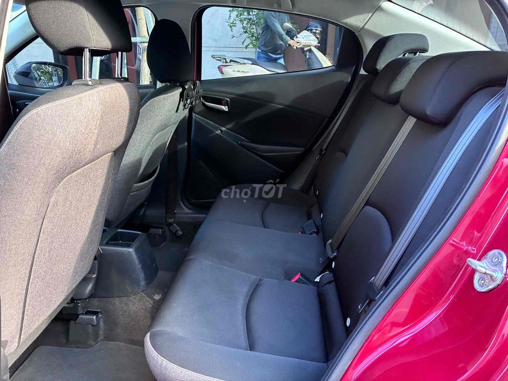 Mazda 2 2023 красный пробег до 20 тыс. км