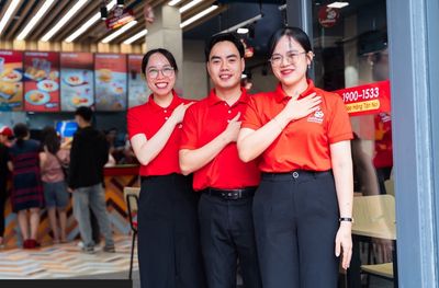 NHÀ HÀNG JOLLIBEE HÀ NỘI - TUYỂN NHÂN VIÊN TẠP VỤ