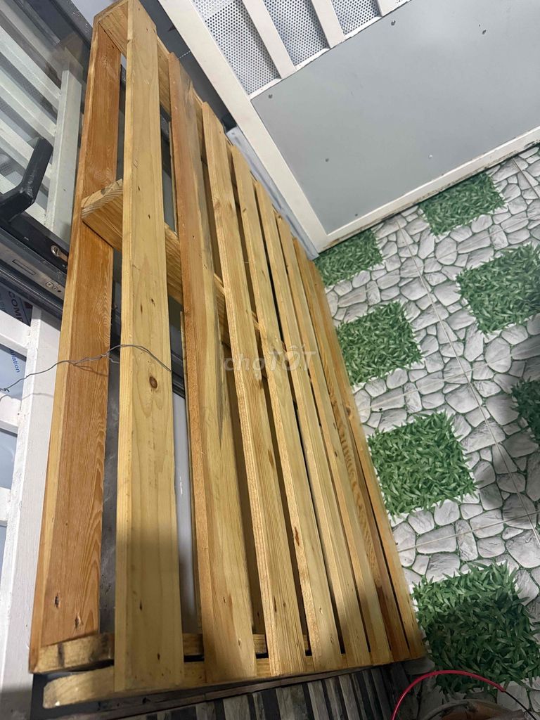 Pallet Gỗ 1m2x2m còn mới. Mua bán Nội thất, đồ gia dụng khác tại Quận Cái Răng Cần Thơ được đăng bởi Thanh Tú hình 1