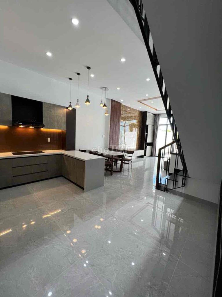 Дом в Quận Cẩm Lệ, Дананг — $848/мес, фото 1