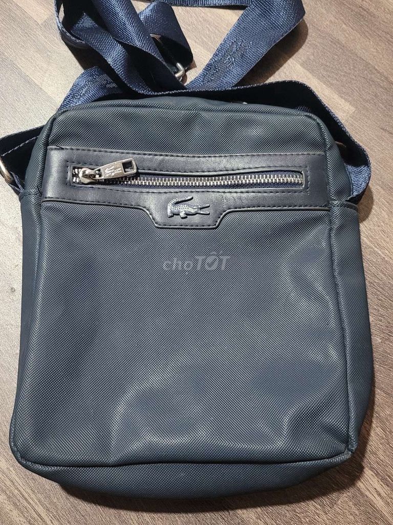 Túi đeo chéo Lacoste Nam Vải. Mua bán Túi xách tại Quận Bình Thạnh Tp Hồ Chí Minh được đăng bởi PTT 2Hand hình 1