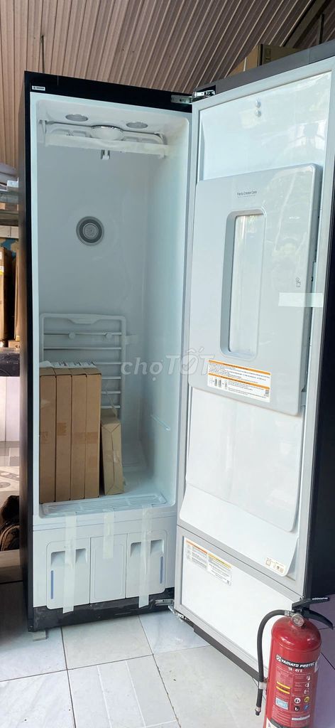Tủ chăm sóc quần áo thông minh LG Styler Inverter