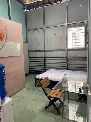 phòng lầu 2 giờ giấc tự do,cửa vân tay,Kinh Dương Viương