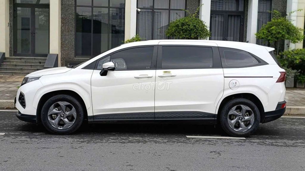 Hyundai Custin 2023 7 chỗ 48.000 km. Mua bán Ô tô tại Quận Cầu Giấy Hà Nội được đăng bởi Thăng ManyCar hình 2