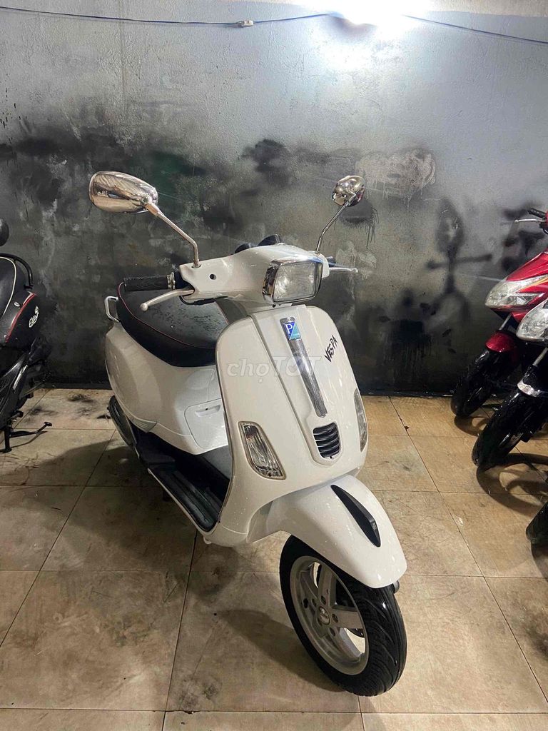Vesspa đèn vuông 3vie máy zin bs long an. Mua bán Xe máy tại Thành phố Dĩ An Bình Dương được đăng bởi xe máy Huy  Khoa hình 2