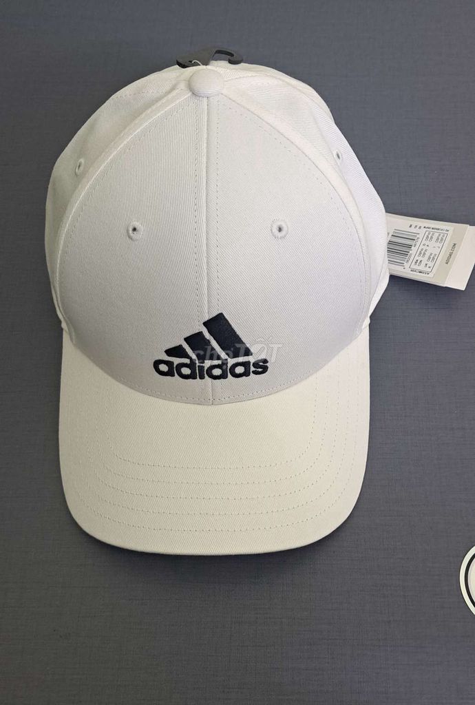 mũ adidas