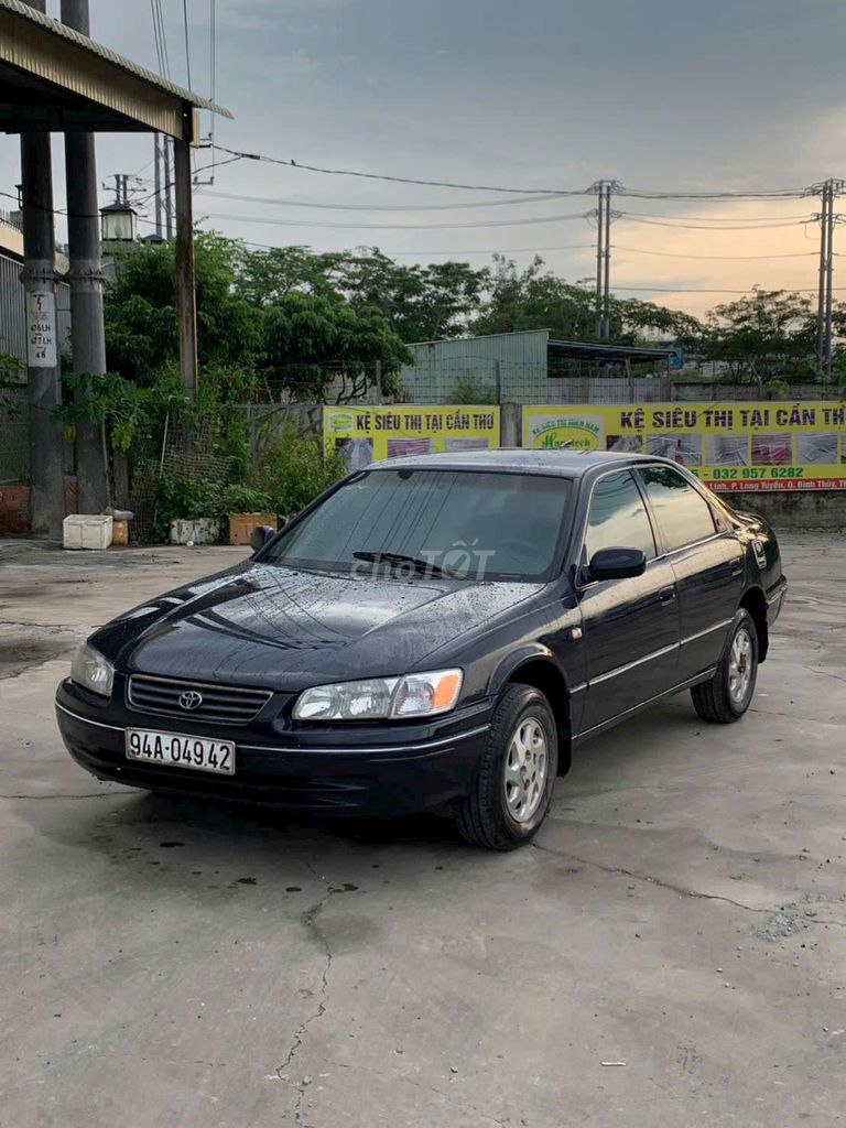 Camry sản xuất 2001 Gli 2.2 - 200000 km. Mua bán Ô tô tại Quận Bình Thuỷ Cần Thơ được đăng bởi Hiếu Nghĩa Cần Thơ hình 1