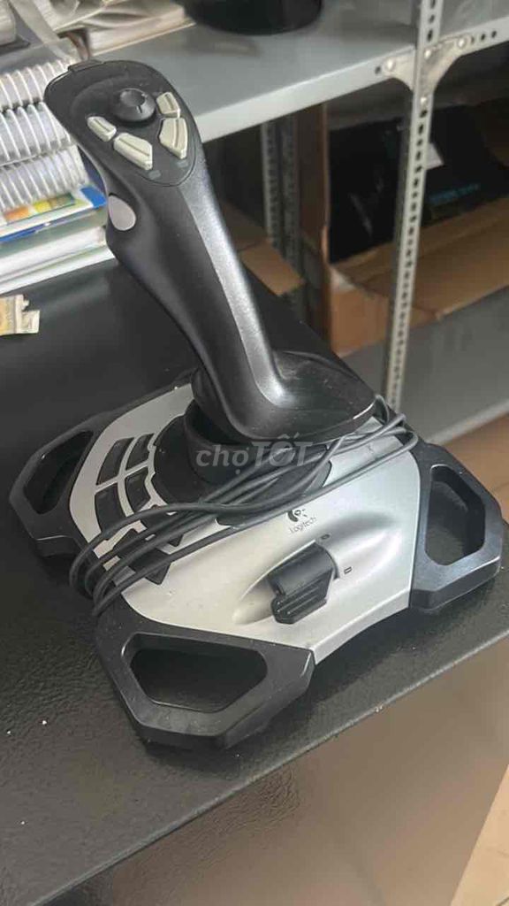 Cần điều khiển Logitech Extreme 3D Pro. Mua bán Thiết bị chơi game tại Thành phố Thủ Đức Tp Hồ Chí Minh được đăng bởi Le Hong Quan hình 1