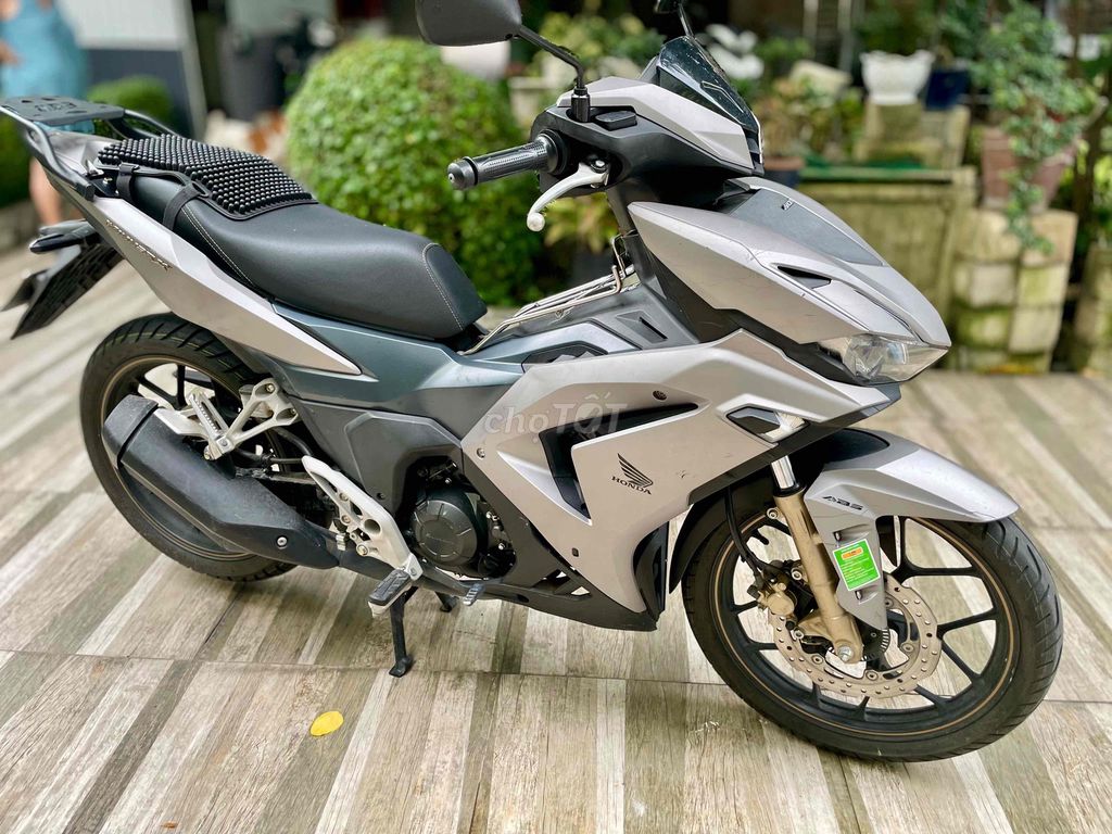 Honda Winner X V3 2022 матовый серый ABS с хошиминскими номерами, один владелец