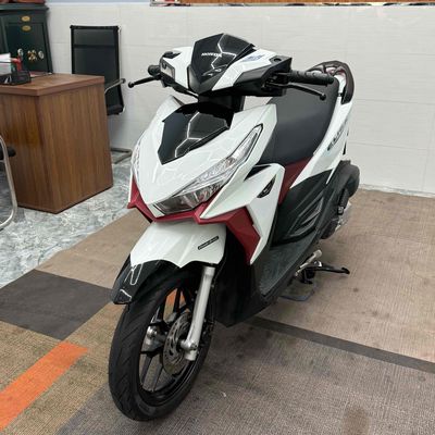 Honda Click Thái 2016 Trắng đen, zin chưa rớt đầu