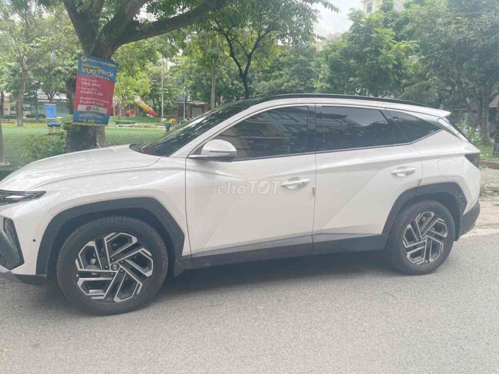 Hyundai Tucson 2025 1.6 Turbo - 4000 km. Mua bán Ô tô tại Thành phố Bắc Ninh Bắc Ninh được đăng bởi Nguyễn Đình Lộc hình 5