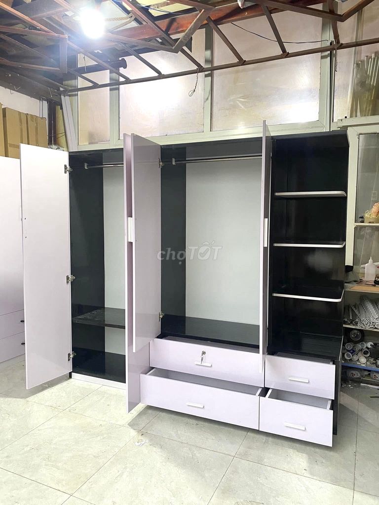 Tủ quần áo kt: 180*200*47cm miễn ship