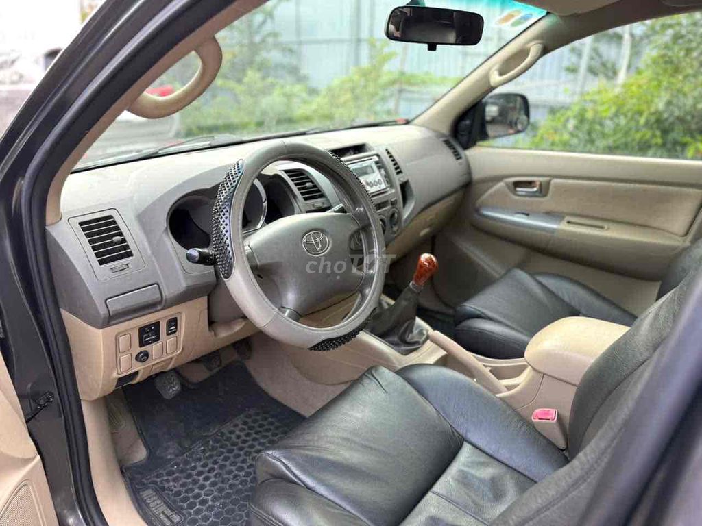 FORTUNER 2.5G 2011 CHUẨN 13VẠN XỊN ,XE RẤT CHẤT. Mua bán Ô tô tại Quận Bình Tân Tp Hồ Chí Minh được đăng bởi XUÂN DUY AUTO hình 13