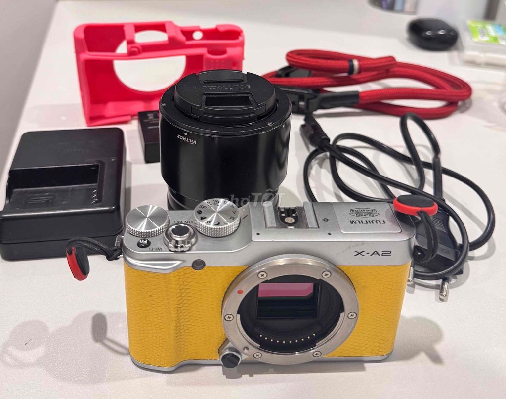 Máy ảnh Fujifilm X-A2 Vàng đủ phụ kiện. Mua bán Máy ảnh, Máy quay tại Thành phố Thủ Đức Tp Hồ Chí Minh được đăng bởi Quỳnh Quincy hình 1