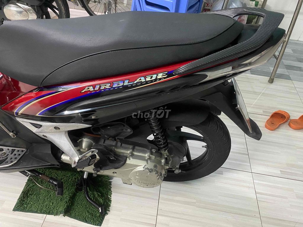 Honda Airblade đỏ đen