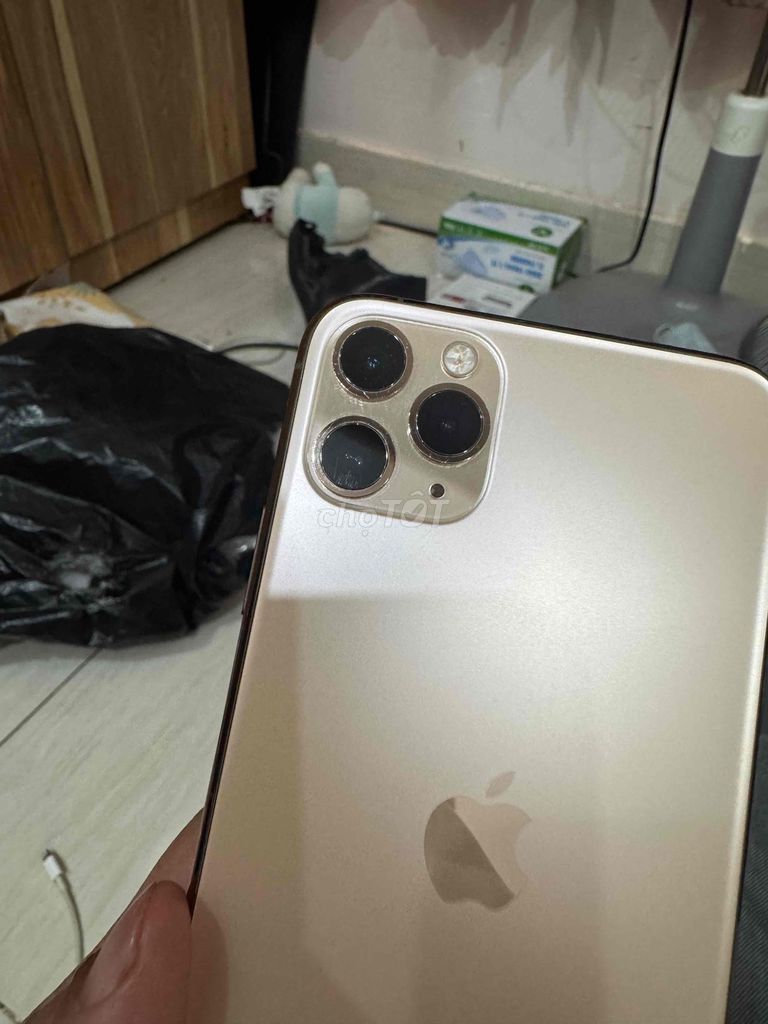 Apple iPhone 11 Pro Max 256GB Vàng. Mua bán Điện thoại tại Thành phố Thủ Đức Tp Hồ Chí Minh được đăng bởi Nguyễn Quân hình 1