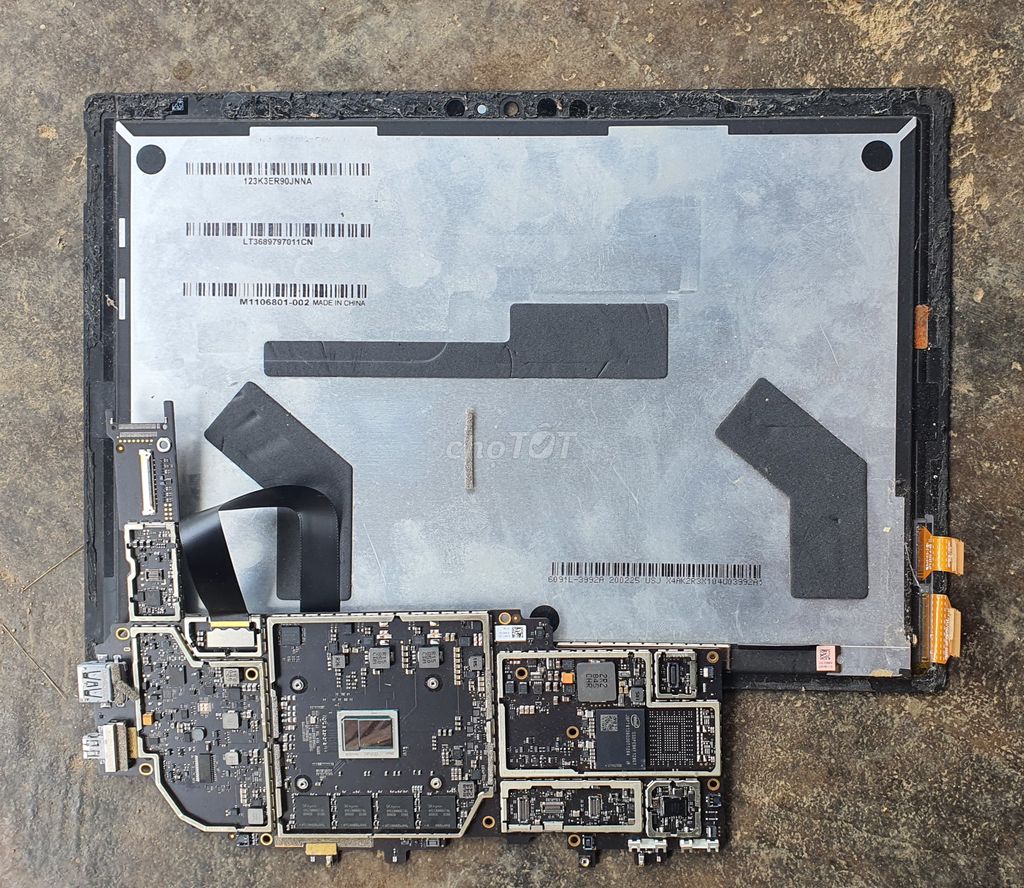 Microsoft Surface Pro 5 m3 4GB/128GB SSD. Mua bán Máy tính bảng tại Huyện Trấn Yên Yên Bái được đăng bởi Sơn hình 1