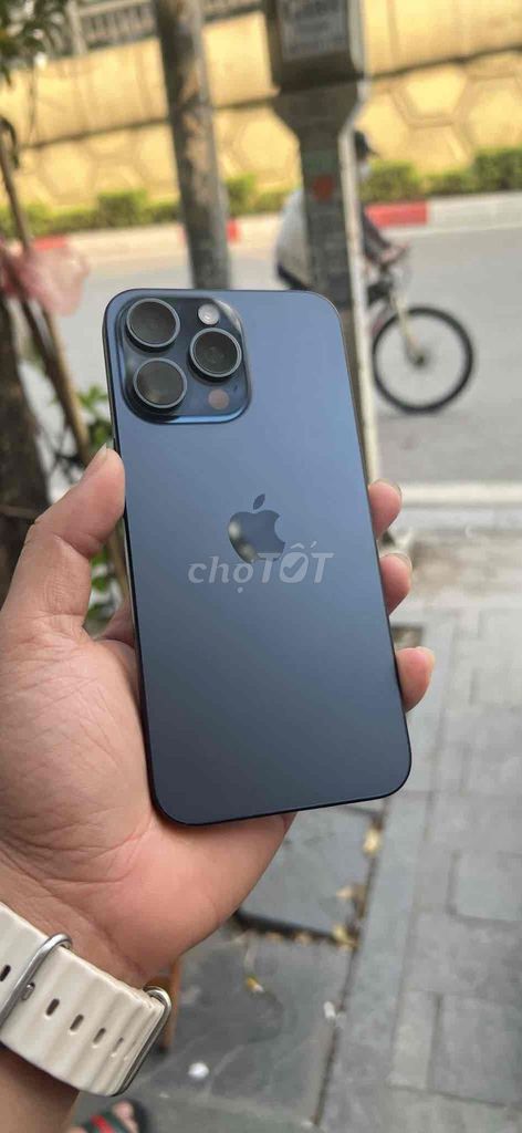 iPhone 15 Pro Max 512GB Xanh LL/A 98%. Mua bán Điện thoại tại Quận Đống Đa Hà Nội được đăng bởi Thương Nguyễn hình 1
