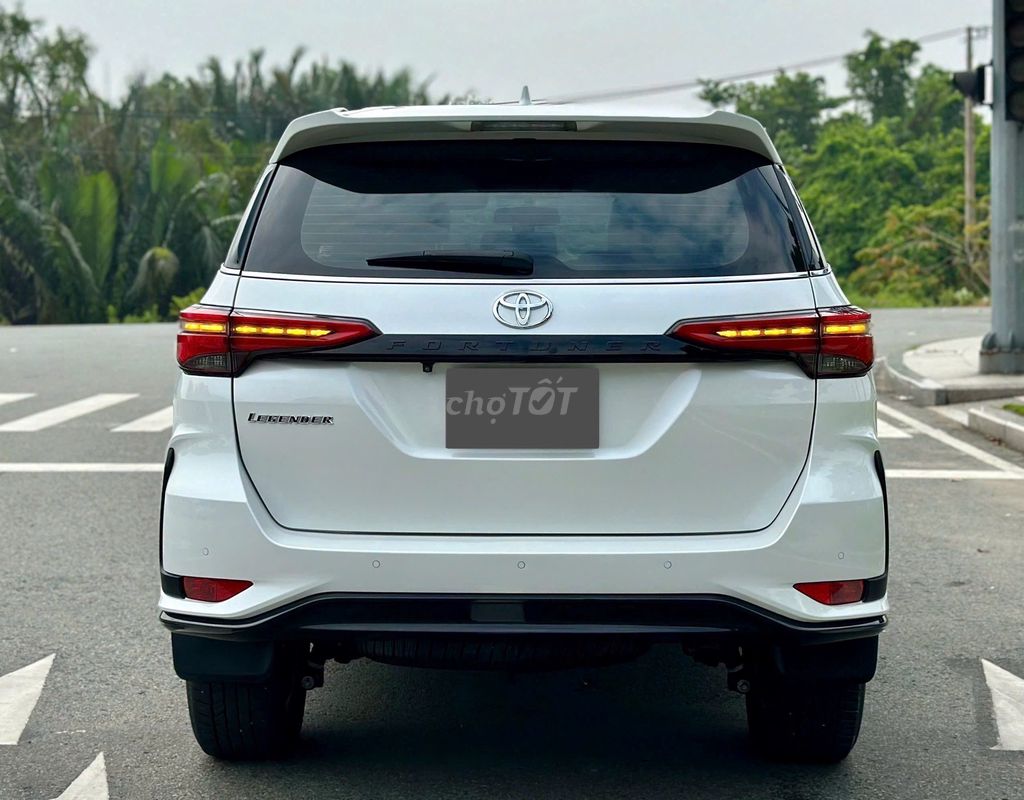 Toyota Fortuner Legender 4x2 AT 2023 - 29000 km. Mua bán Ô tô tại Thành phố Thủ Đức Tp Hồ Chí Minh được đăng bởi ĐỨC XE LƯỚT hình 14