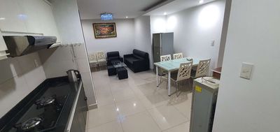 CHO THUÊ CĂN GÓC CHUNG CƯ BMC QUẬN 1 - 3PN 2WC 100M2 GIÁ 15TR