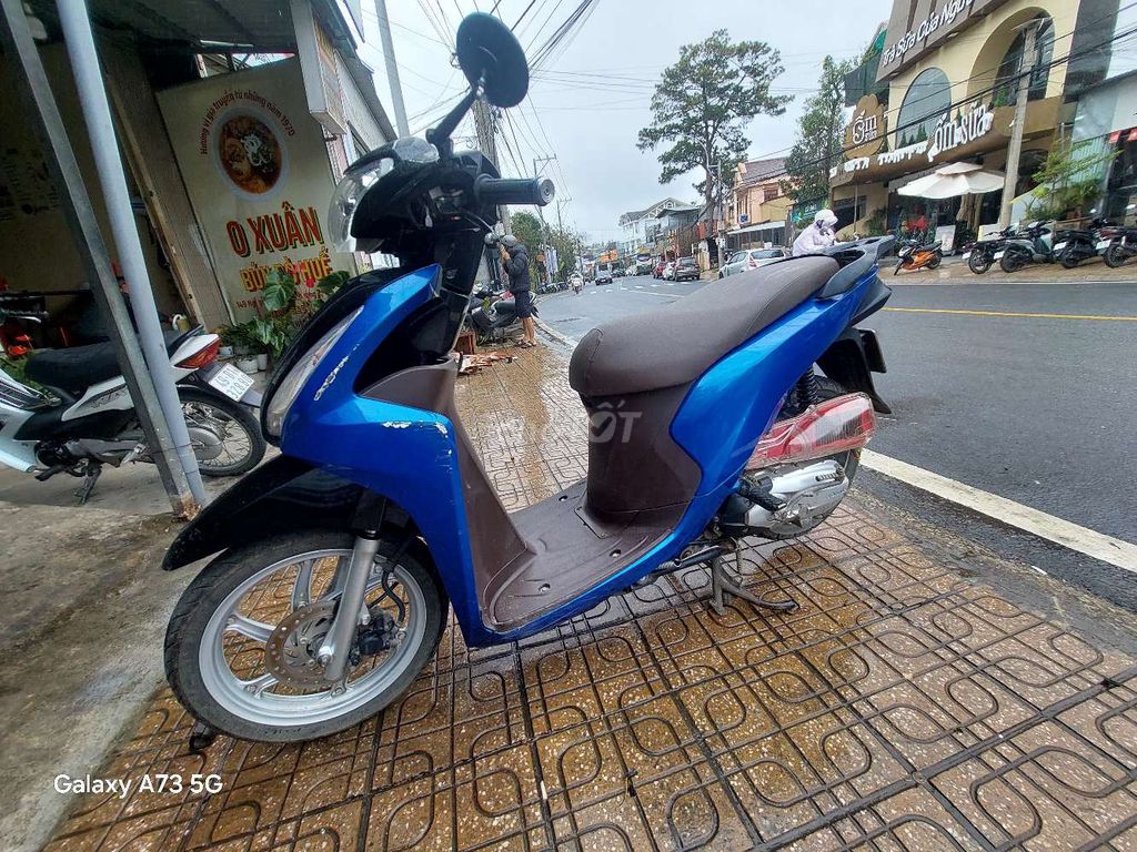 Cần bán vision biển số 48.. Mua bán Xe máy tại Thành phố Đà Lạt Lâm Đồng được đăng bởi tran hoa nam hình 5