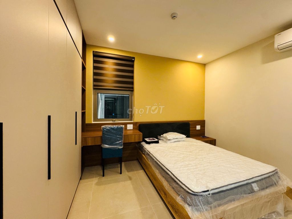 Brand-new 1-bedroom with private laundry on Tố Hữu — photo 6
