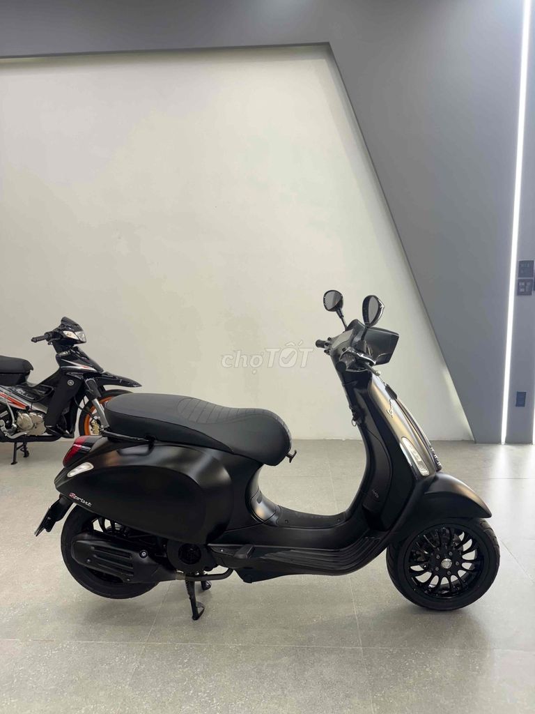 VespaSprint 125Abs bản Notte chuẩn lướt 9k km. Mua bán Xe máy tại Quận Cái Răng Cần Thơ được đăng bởi Cửa Hàng Xe Máy Quang Sang hình 5