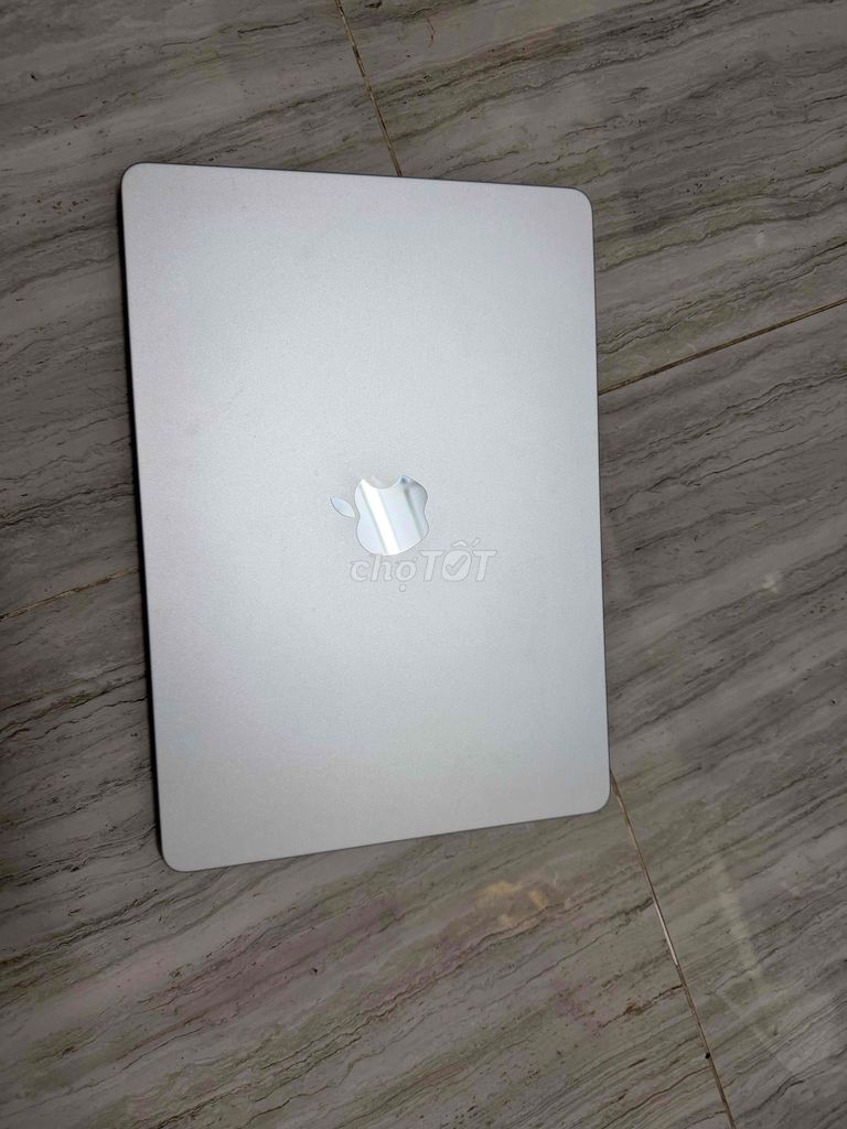 MacBook Air M4 13.3 inch (16GB/256GB ) bh 9/2026. Mua bán Laptop tại Quận 8 Tp Hồ Chí Minh được đăng bởi Nguyễn Khánh Minh hình 1